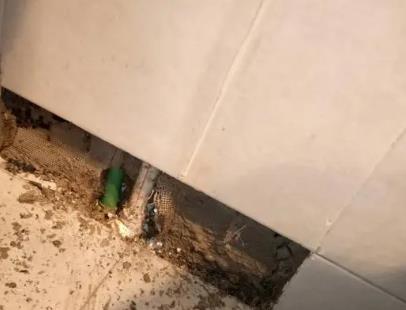 信阳市楼顶漏水维修公司分享下修复水管漏水的几种小方法